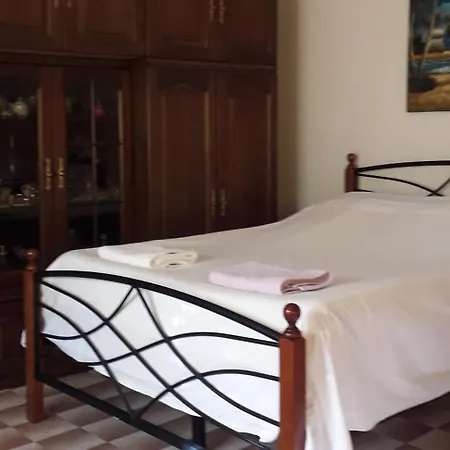 Apartament Bilic Vis