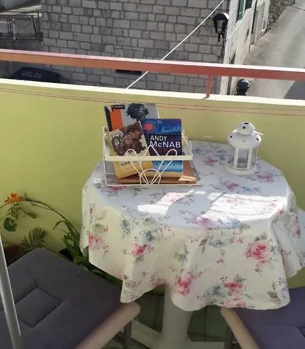 Apartamento Bilic Vis